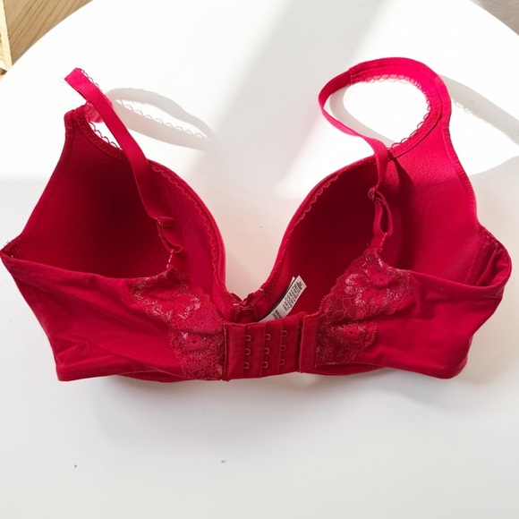 Victorias Secret Lined Demi Bra Underwire Molded Cup Convertible Red - Picture 2 of 5